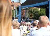 Jubileuszowa Msza św. na rynku w Myślenicach