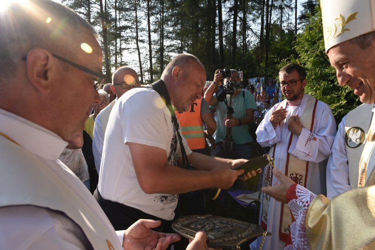 Nabożeństwo i Msza św. w Trzebniowie