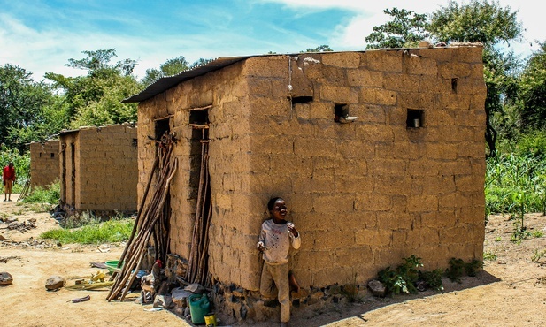 Mozambik: Papieska pielgrzymka niesie pojednanie