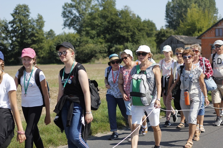 II Piesza Pielgrzymka z Łęczycy do Świnic Warckich