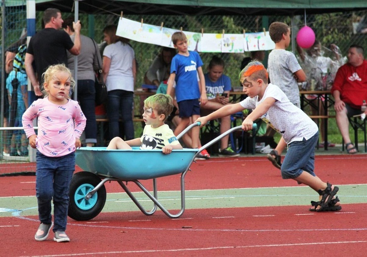 29. Kamesznickie Dni Trzeźwości - piknik parafialny w Kamesznicy Górnej