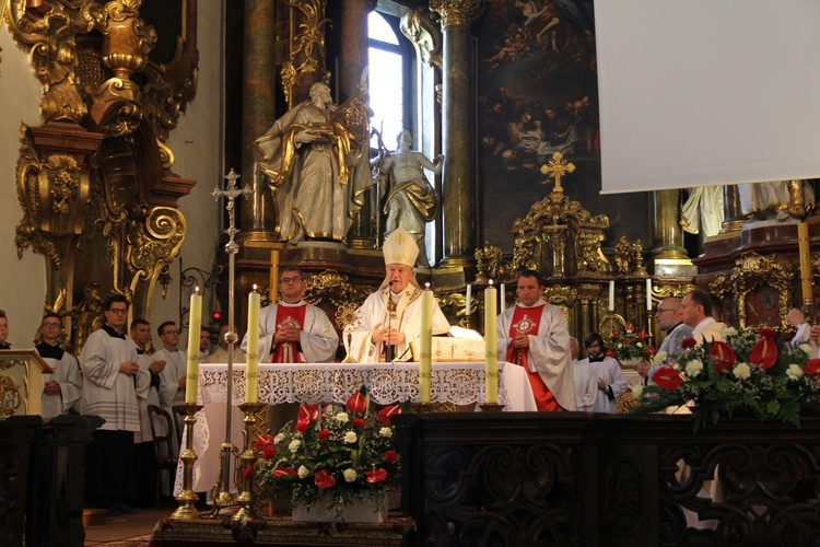 800. rocznica konsekracji trzebnickiej świątyni