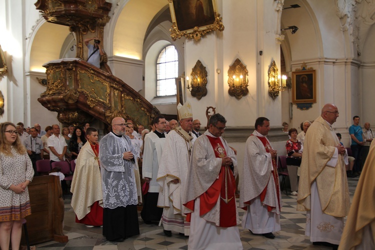 800. rocznica konsekracji trzebnickiej świątyni