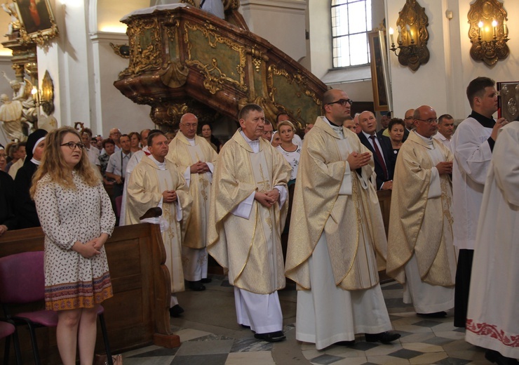 800. rocznica konsekracji trzebnickiej świątyni