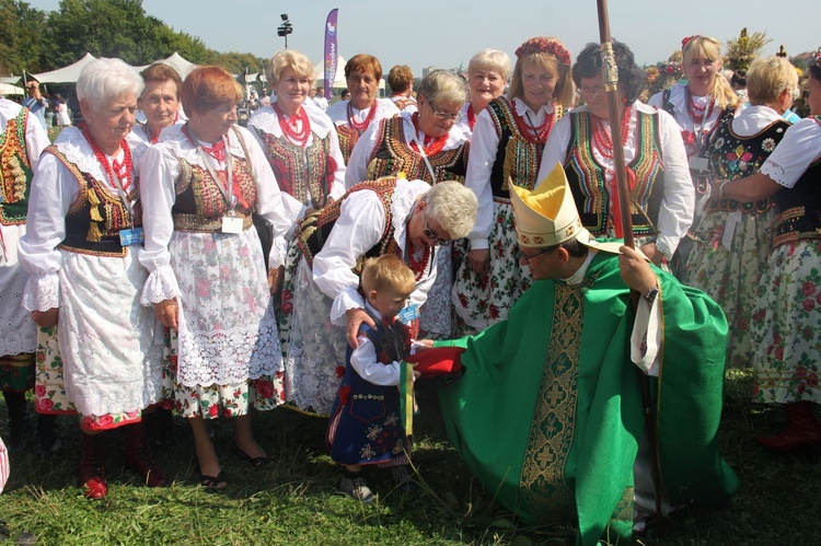 Święto plonów na krakowskich Błoniach