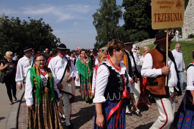 Msza św. na Wawelu i przemarsz z okazji 100-lecia Związku Podhalan