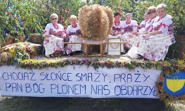 Gaszowice. Ogromny korowód, czyli XX Dożynki Wojewódzkie 2019