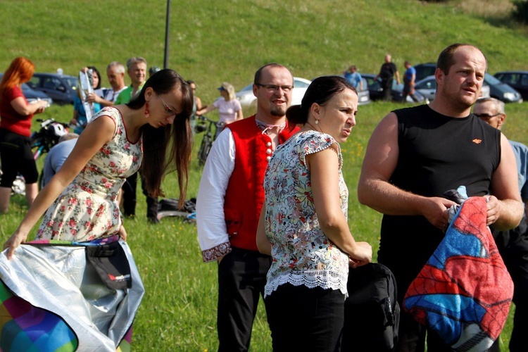 Msza św. Polaków, Czechów i Słowaków na Trzycatku