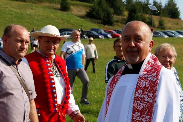 Msza św. Polaków, Czechów i Słowaków na Trzycatku