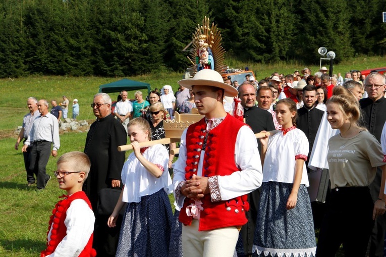 Msza św. Polaków, Czechów i Słowaków na Trzycatku