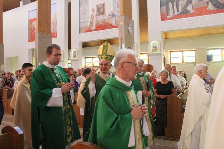 Wprowadzenie nowego proboszcza w parafii Matki Bożej Różańcowej w Lublinie.