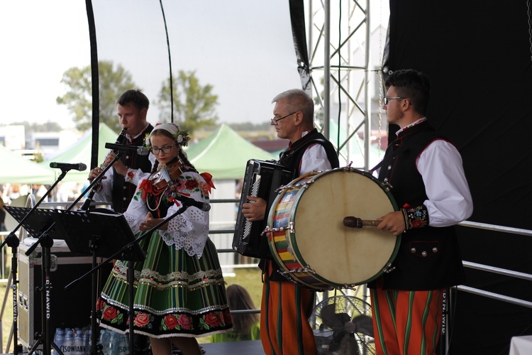 Walewice. Dożynki województwa łódzkiego