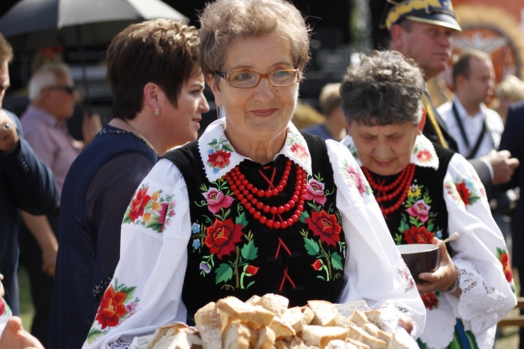 Walewice. Dożynki województwa łódzkiego