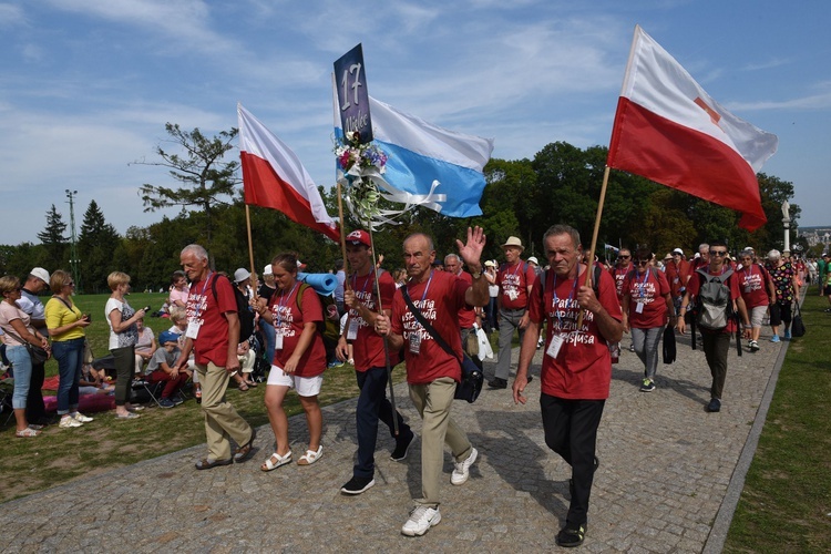 Grupa 17 - wejście