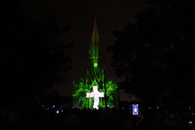 Mapping na kościele kalwaryjskim w Piekarach