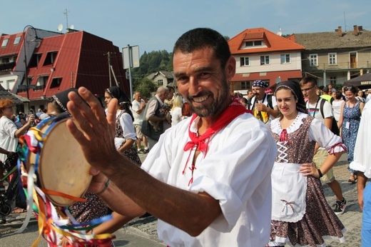 30. Jubileuszowe Dożynki Ekumeniczne w Brennej 2019 - korowód