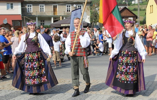 30. Jubileuszowe Dożynki Ekumeniczne w Brennej 2019 - korowód