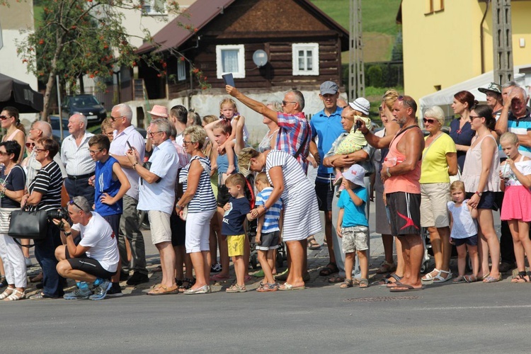 30. Jubileuszowe Dożynki Ekumeniczne w Brennej 2019 - korowód