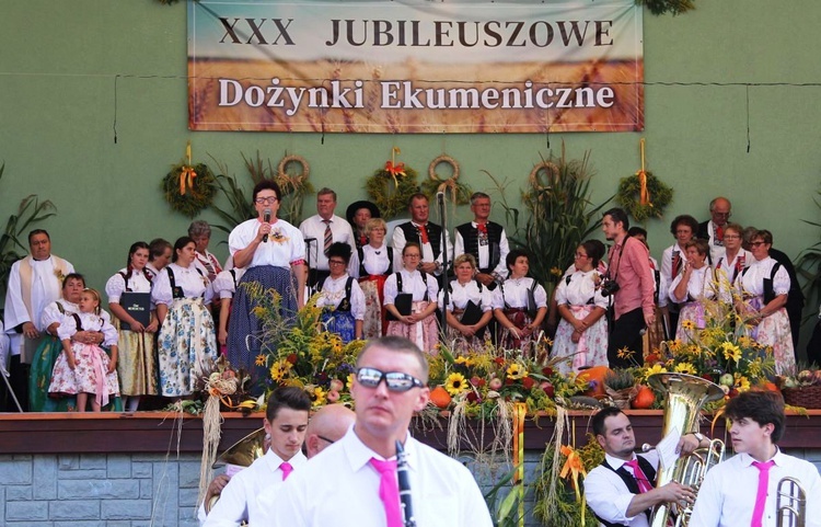 30. Jubileuszowe Dożynki Ekumeniczne w Brennej 2019 - w amfiteatrze