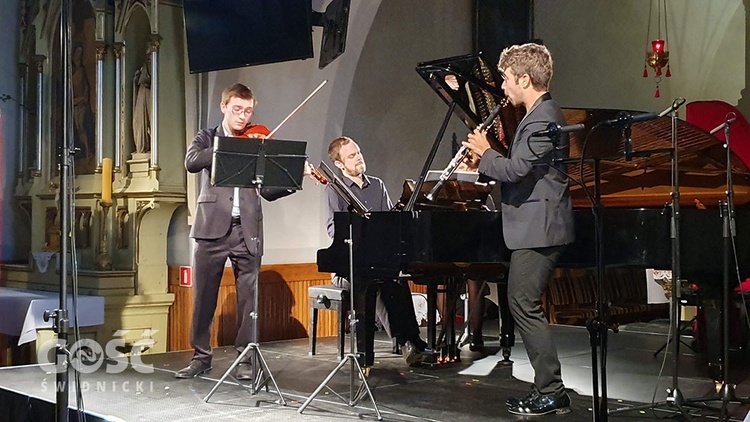 Koncert "Krzyżowa-Music" w Grodziszczu