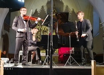 Koncert "Krzyżowa-Music" w Grodziszczu