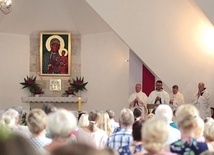 Kilka lat temu zakonnicy wrócili do Złotoryi, teraz będą też w Legnicy.