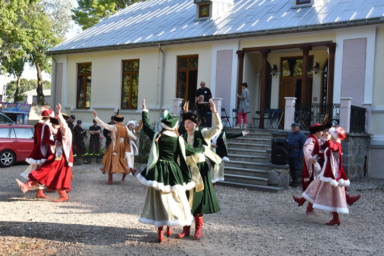 Piknik patriotyczny w Chojnowie k. Przasnysza