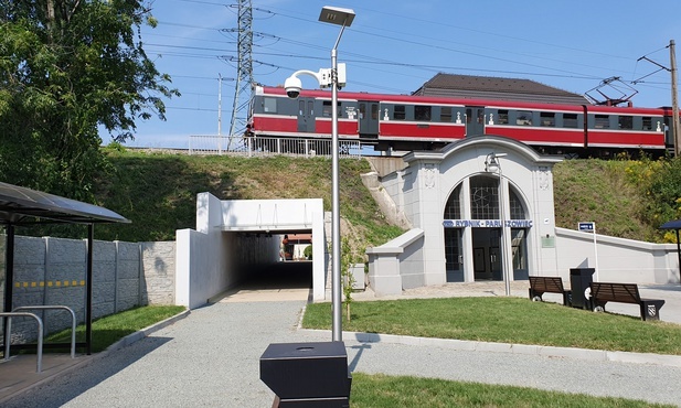 Rybnik. Tunel na Paruszowcu otwarty