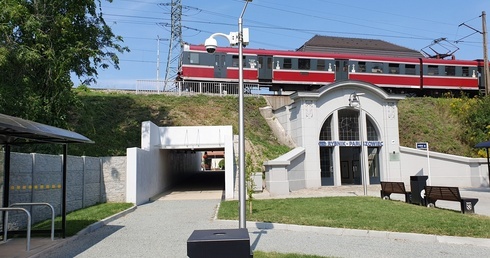 Rybnik. Tunel na Paruszowcu otwarty