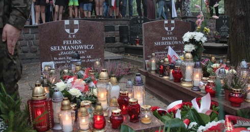Groby "Inki" i "Zagończyka" znajdują się na gdańskim cmentarzu garnizonowym