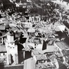 Nalot niemieckich bombowców na Wieluń rozpoczął II wojnę światową. Jego skutkiem było zniszczenie zabudowy miejscowości w 75 proc., ze szpitalem i zabytkami włącznie.