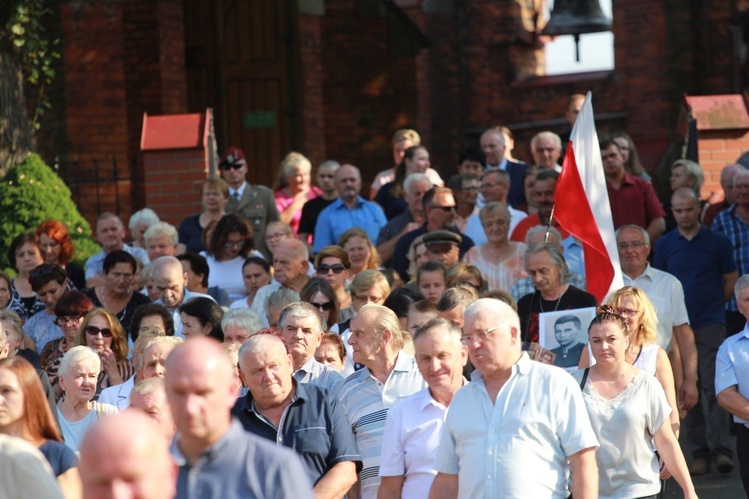 Pogrzeb Wiesława Budzika ps. "Roland"