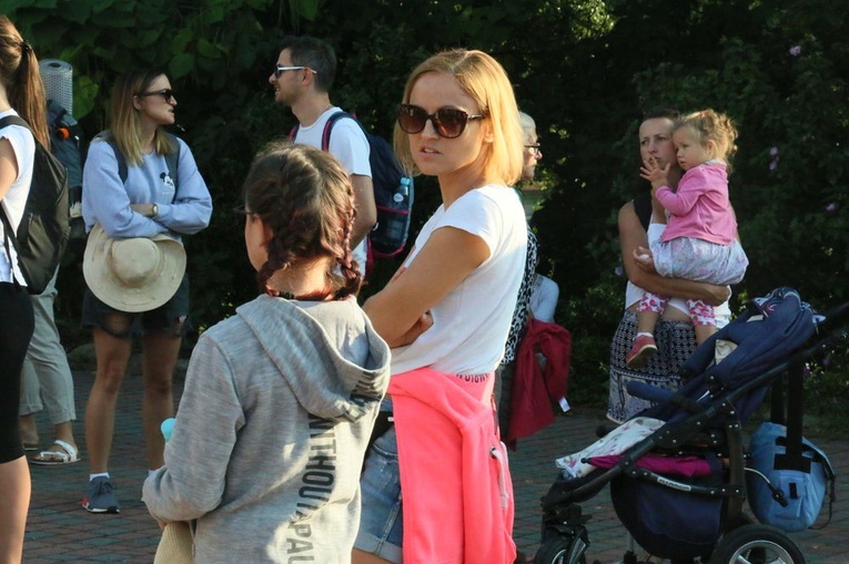 Pielgrzmka do Wąwolnicy