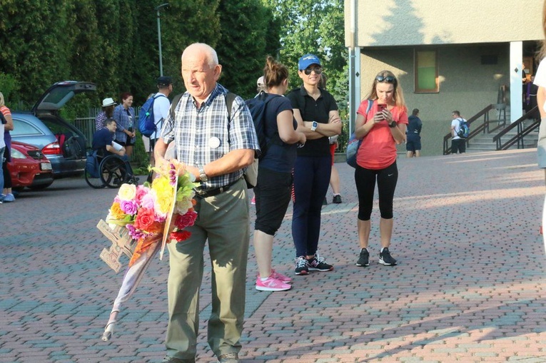 Pielgrzmka do Wąwolnicy