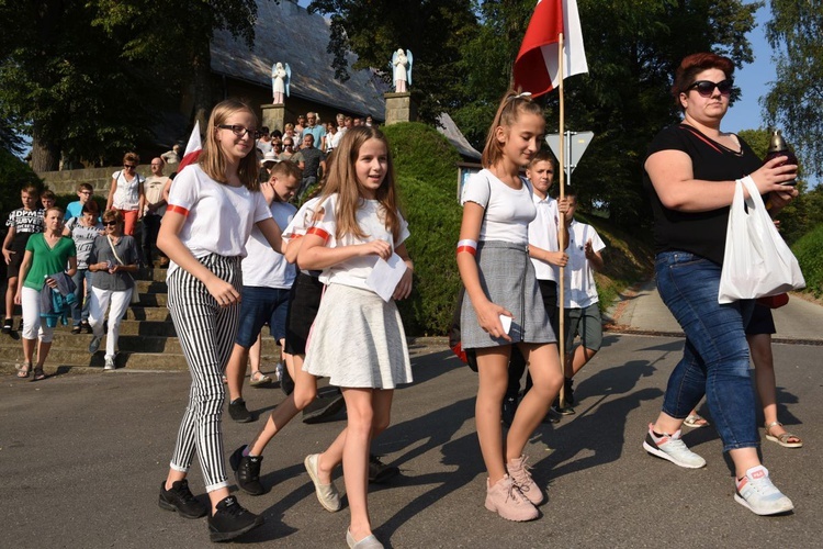 Droga Krzyżowa na górę Kożuch