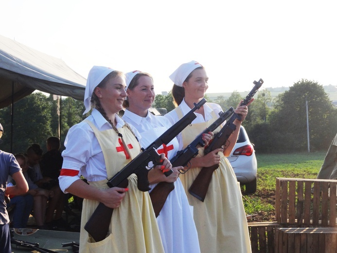 Piknik historyczny "Różne drogi wolności"