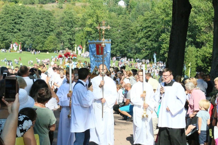 Uroczystości odpustowe w Wąwolnicy