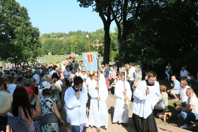 Uroczystości odpustowe w Wąwolnicy