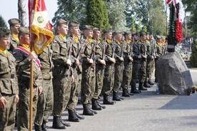 W Żyrardowie obchodom rocznicy towarzyszyła asysta honorowa 37. Sochaczewskiego Dywizjonu Rakietowego Obrony Powietrznej.