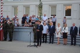 Stalowa Wola, plac im. J. Piłsudskiego. 80. rocznica wybuchu II wojny światowej.