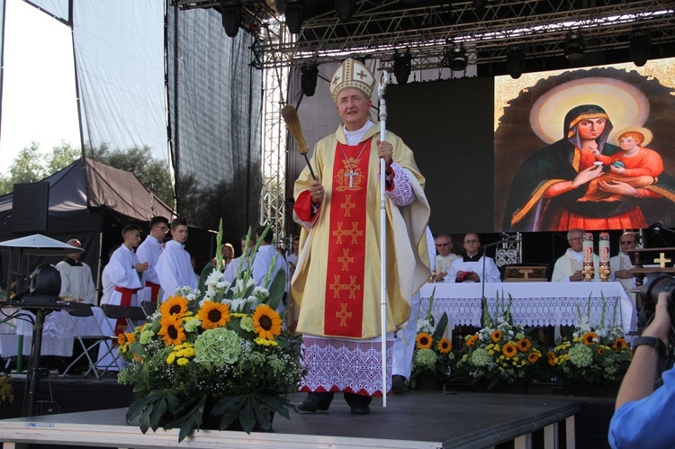 Dożynki wojewódzkie w Zakliczynie