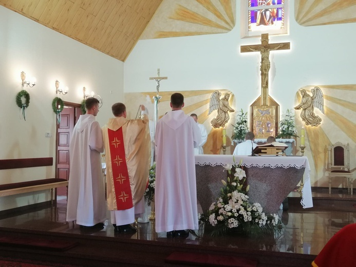 Klerycy idą pieszo na Jasną Górę - dzień 4