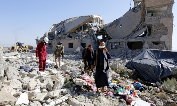 Bp Hinder: Świat zapłaci za swe milczenie w sprawie Jemenu