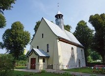 ▲	Bojanicką świątynię czeka jeszcze odnowienie dachu.