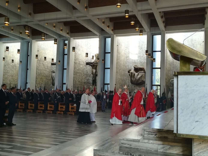 Jastrzębie-Zdrój. Uroczystości 39. rocznicy podpisania Porozumienia Jastrzębskiego z udziałem premiera