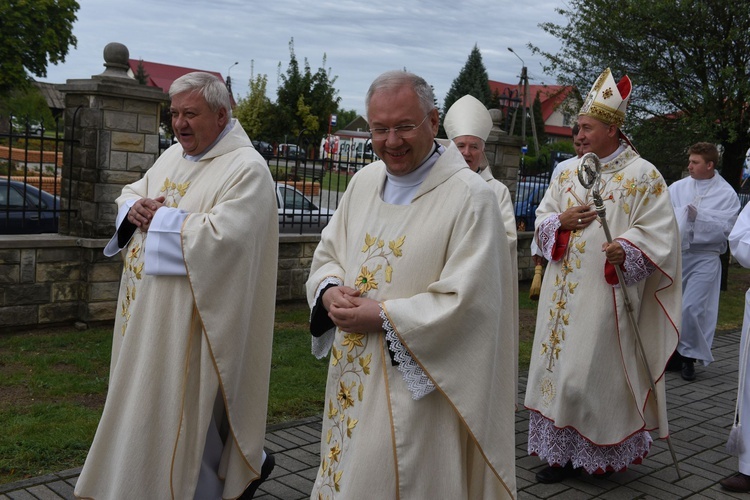 100 lat konsekracji kościoła w Luszowicach