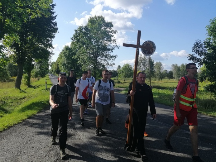 Klerycka pielgrzymka doszła na Jasną Górę