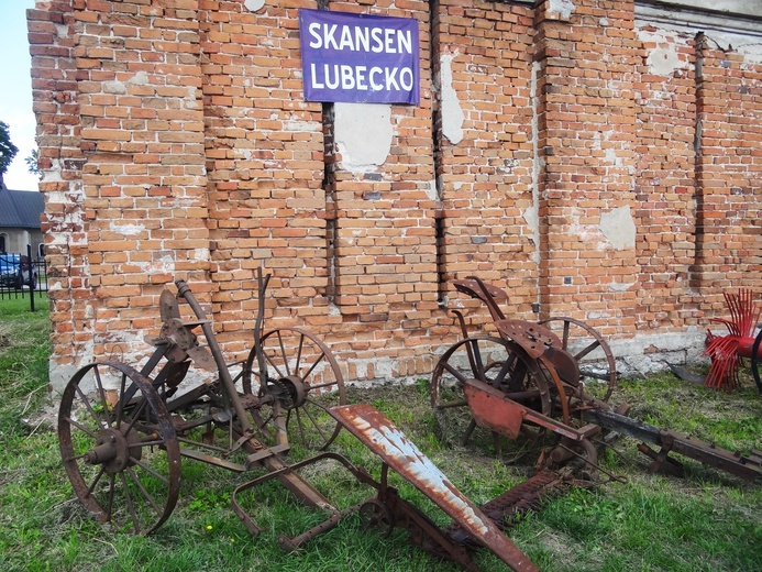 Skansen starych maszyn rolniczych w Lubecku