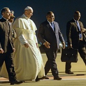 Franciszek przybył do Mozambiku