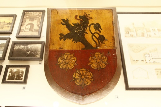Prezentacja obrazu księcia Donnersmarcka w Muzeum w Tarnowskich Górach